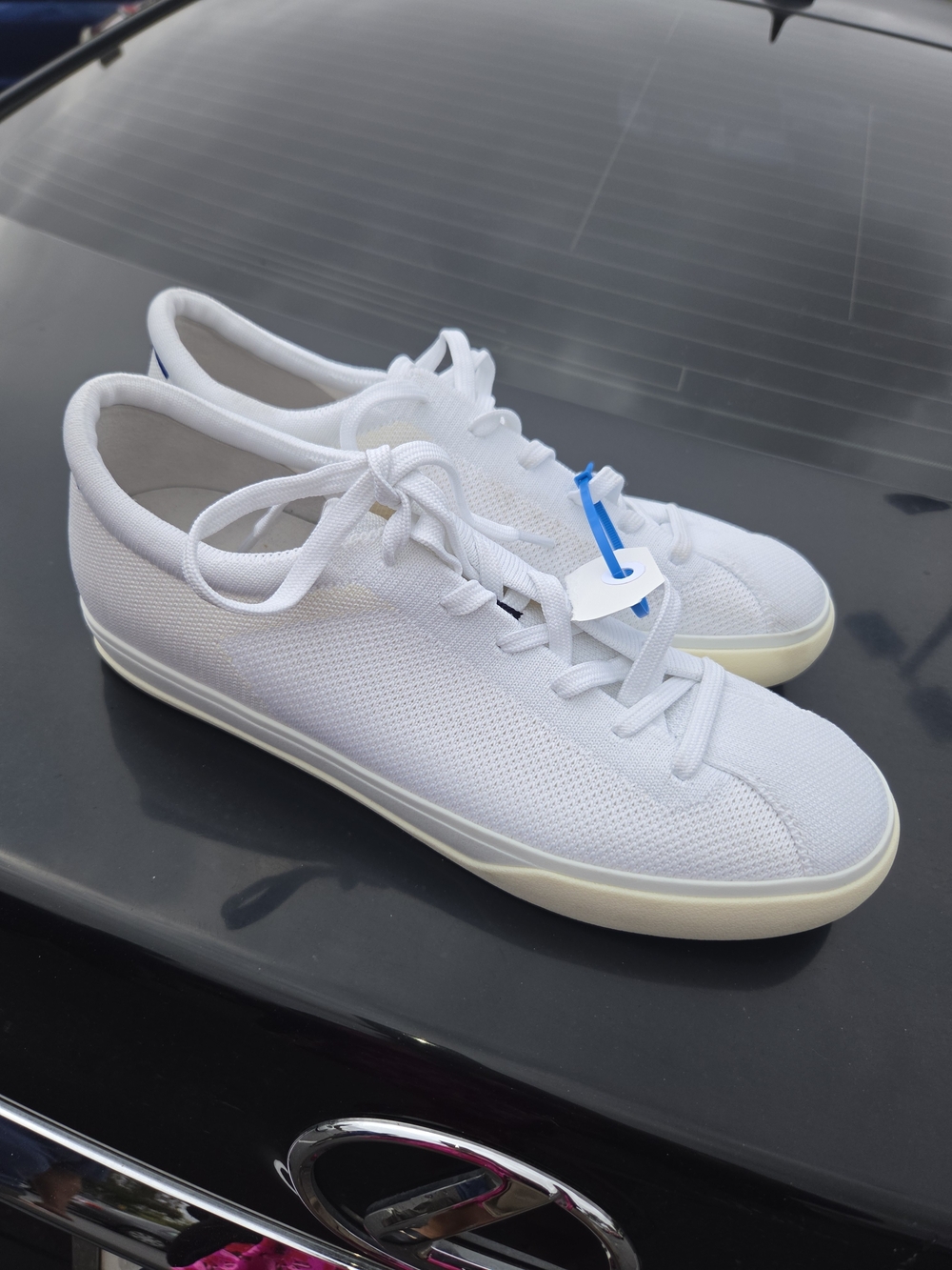 Rothy's White Knit Womans Low-Top Sneakers